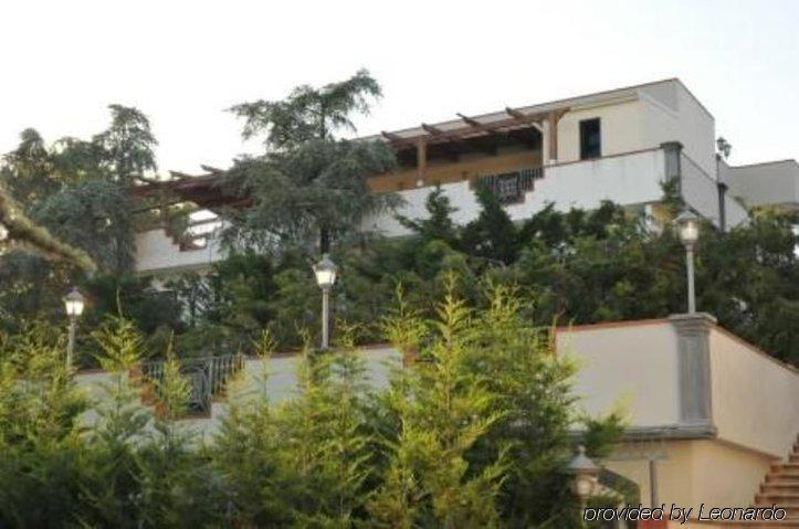 Andris Hotel Ercolano Exterior foto